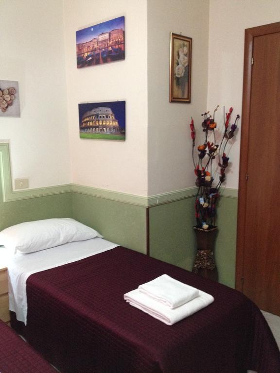 Rome Rainbow Guest House 部屋 写真